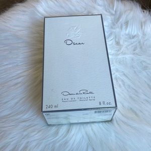 🌺 Oscar De La Renta Eau De Toilette 🌺